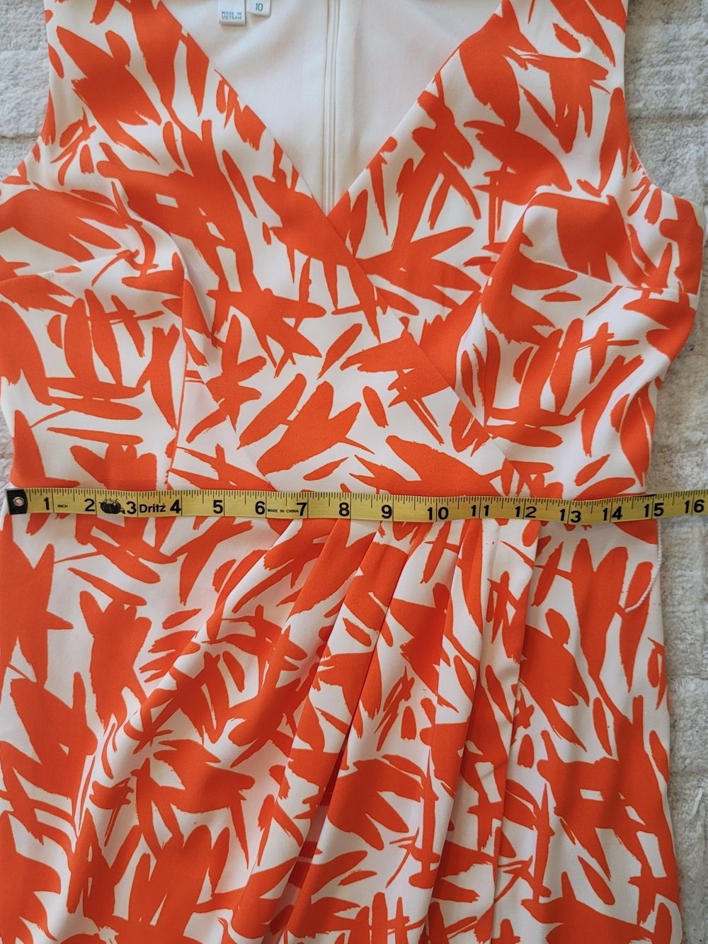 LONDON TIMES Orange and White Abstract Leaf Print Sleeveless Dress Size 10 - Picture 7 of 9